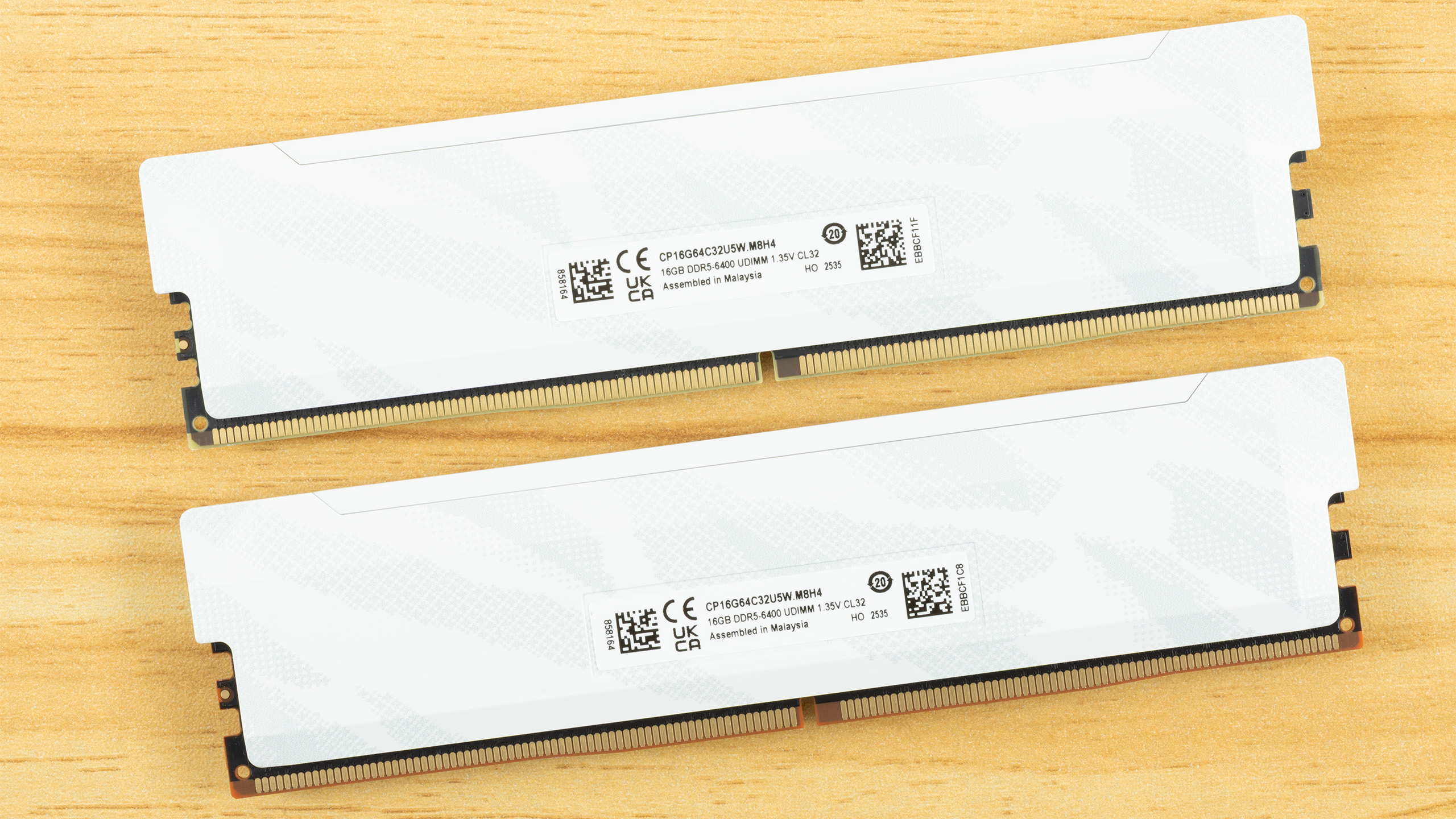 Crucial Pro Overclocking DDR5-6400 C32