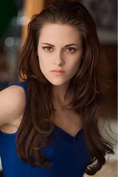 Kristen Stewart in Twilight Breaking Dawn: Part 2