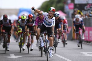 VERONA ITALY MAY 21 Giacomo Nizzolo of Italy and Team Qhubeka Assos celebrates at arrival during the 104th Giro dItalia 2021 Stage 13 a 198km stage from Ravenna to Verona girodiitalia Giro UCIworldtour on May 21 2021 in Verona Italy Photo by Tim de WaeleGetty Images