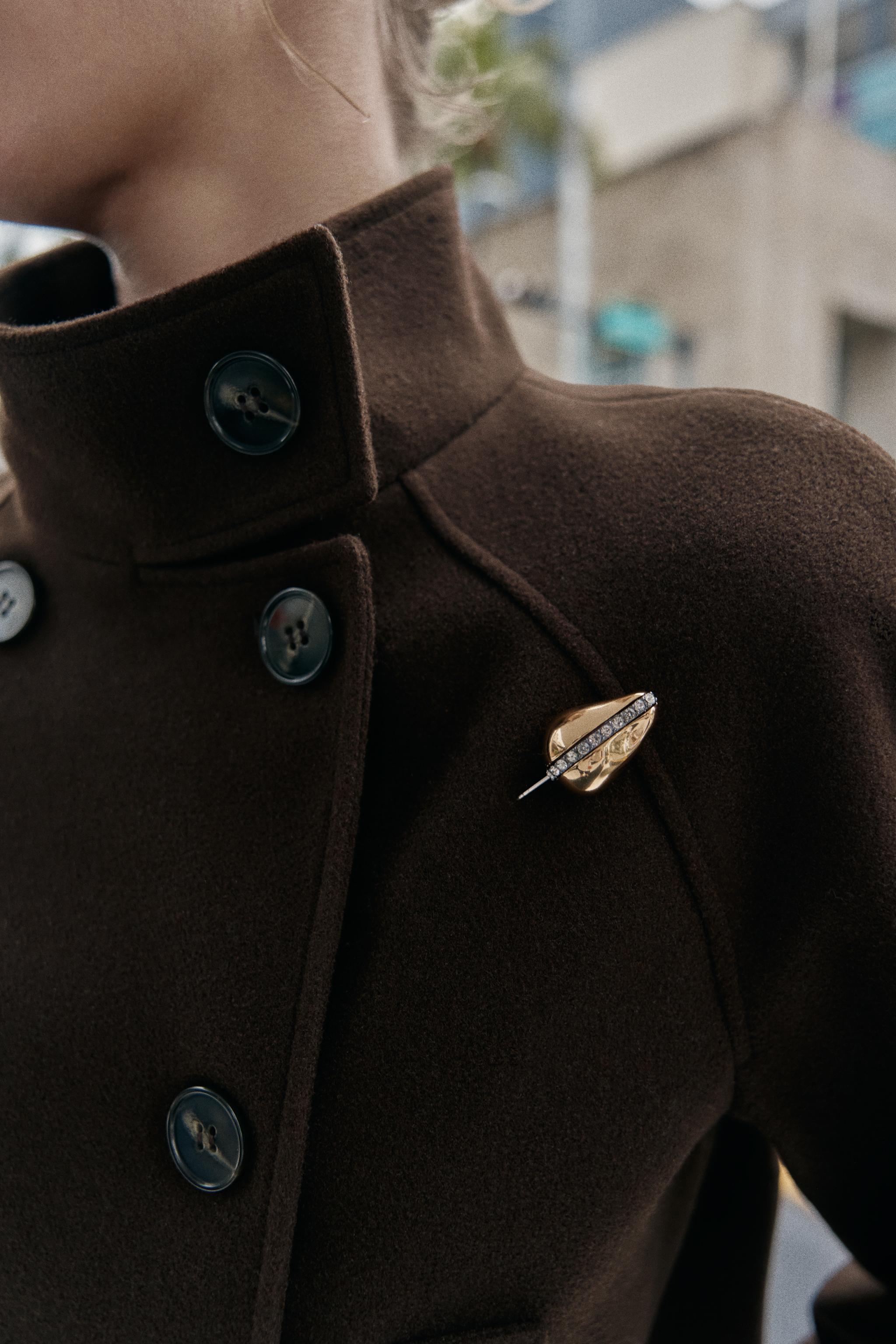 Pack of 2 Sparkly Pin Brooches