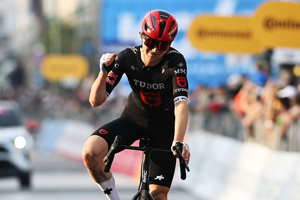 BERGAMO, ITALY - OCTOBER 11: (EDITOR&amp;apos;S NOTE: Alternate crop) Michael Storer of Australia and Team Tudor Pro Cycling crosses the finish line as third place winner during the 119th Il Lombardia 2025 a 241km one day race from Como to Bergamo on October 11, 2025 in Bergamo, Italy. (Photo by Dario Belingheri/Getty Images)