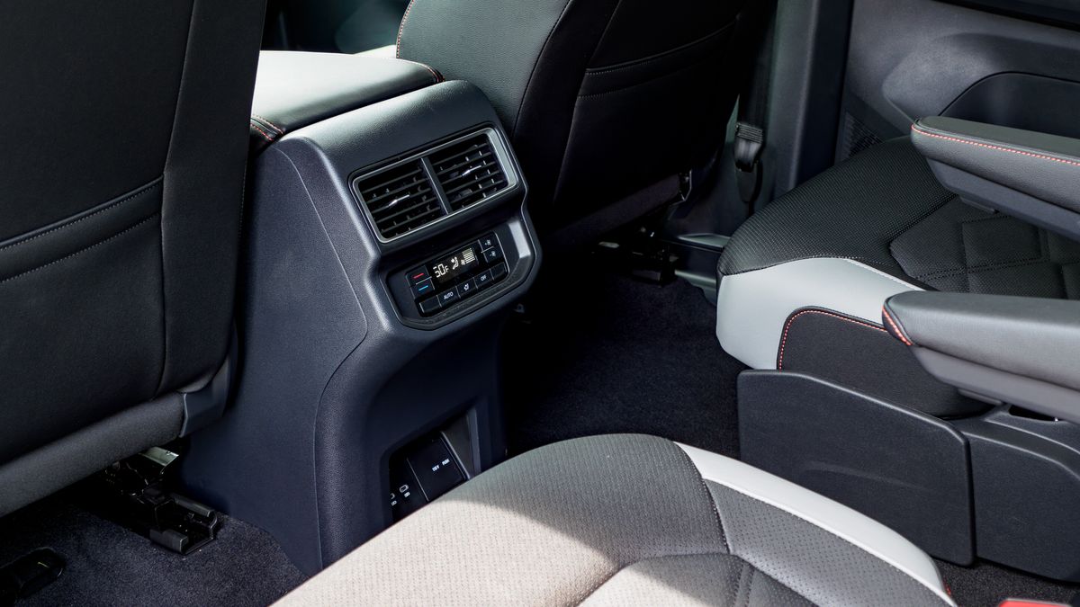 2026 Volkswagen Atlas review.