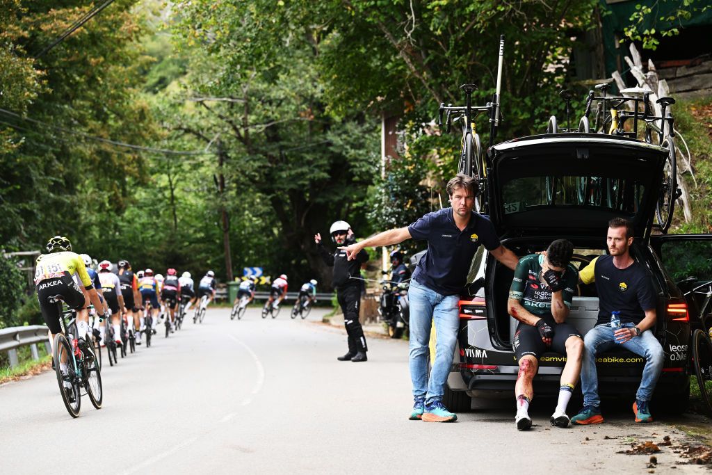 LAGOS DE COVADONGA SPAIN SEPTEMBER 03 EDITORS NOTE Image depicts graphic content Wout van Aert of Belgium and Team Visma Lease a Bike Green Points Jersey reacts after the fall and abandons the race during the La Vuelta 79th Tour of Spain 2024 Stage 16 a 1815km stage Luanco to Lagos de Covadonga 1069m UCIWT on September 03 2024 in Lagos de Covadonga Spain Photo by Tim de WaeleGetty Images