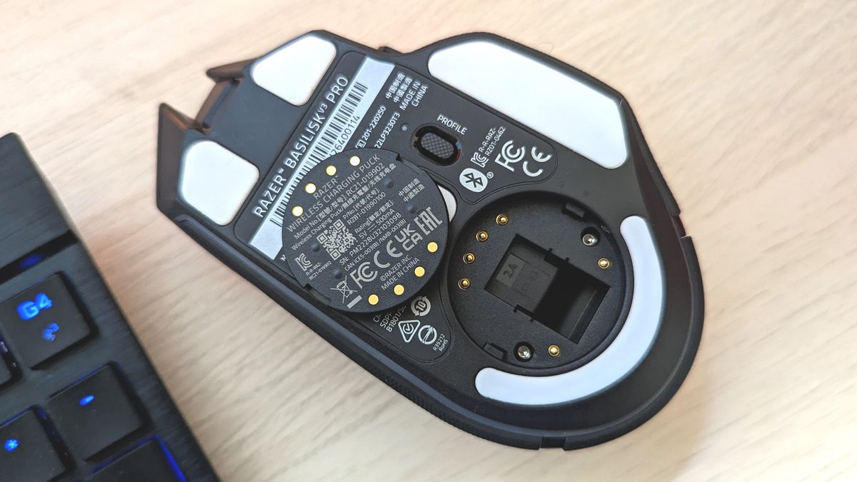The Razer Basilisk V3 Pro underside.