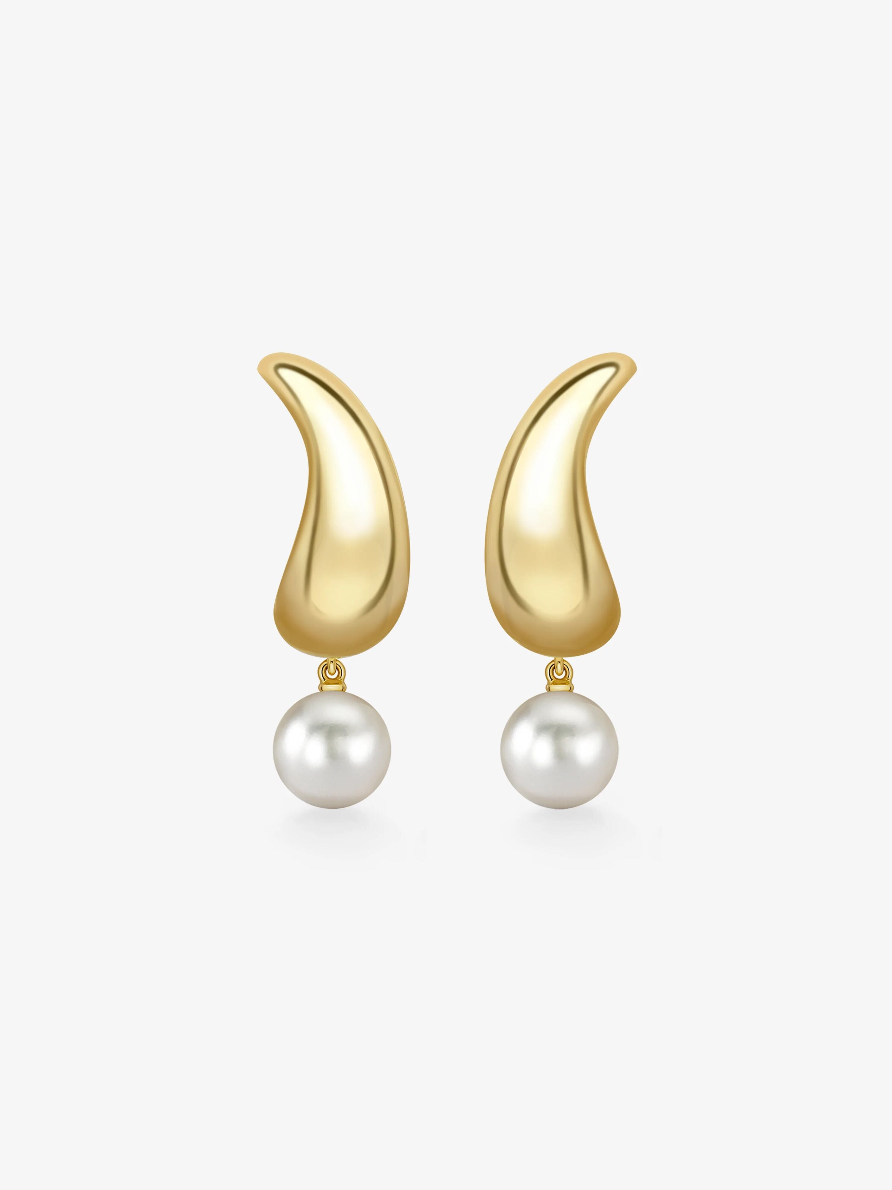 Rush Hour 'til Late Yellow Gold Pearl Earrings