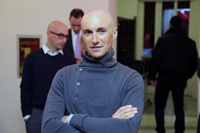 Former Giro d'Italia champion was on hand in Milan to see the new leaders' jerseys for the 2013 edition of Italy's Grand Tour.