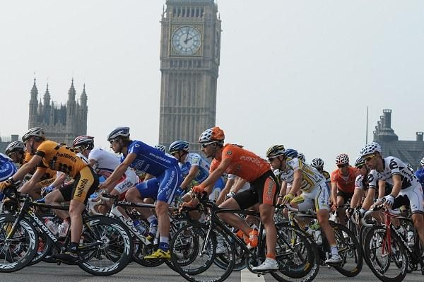 Big Ben looms over the final Tour of Britain stage.