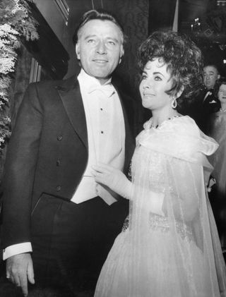 red carpet - Richard Burton and Elizabeth Taylor