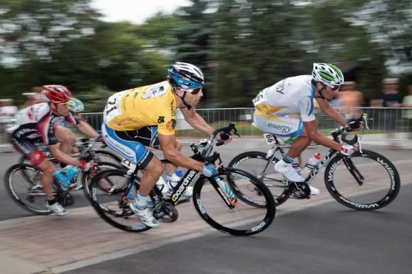 Karl Menzies (UnitedHealthcare) trying hard to hold onto the lead today.