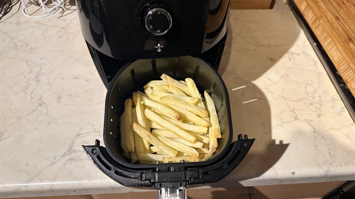 Tower T17025 Compact 1.5L Air Fryer review TechRadar