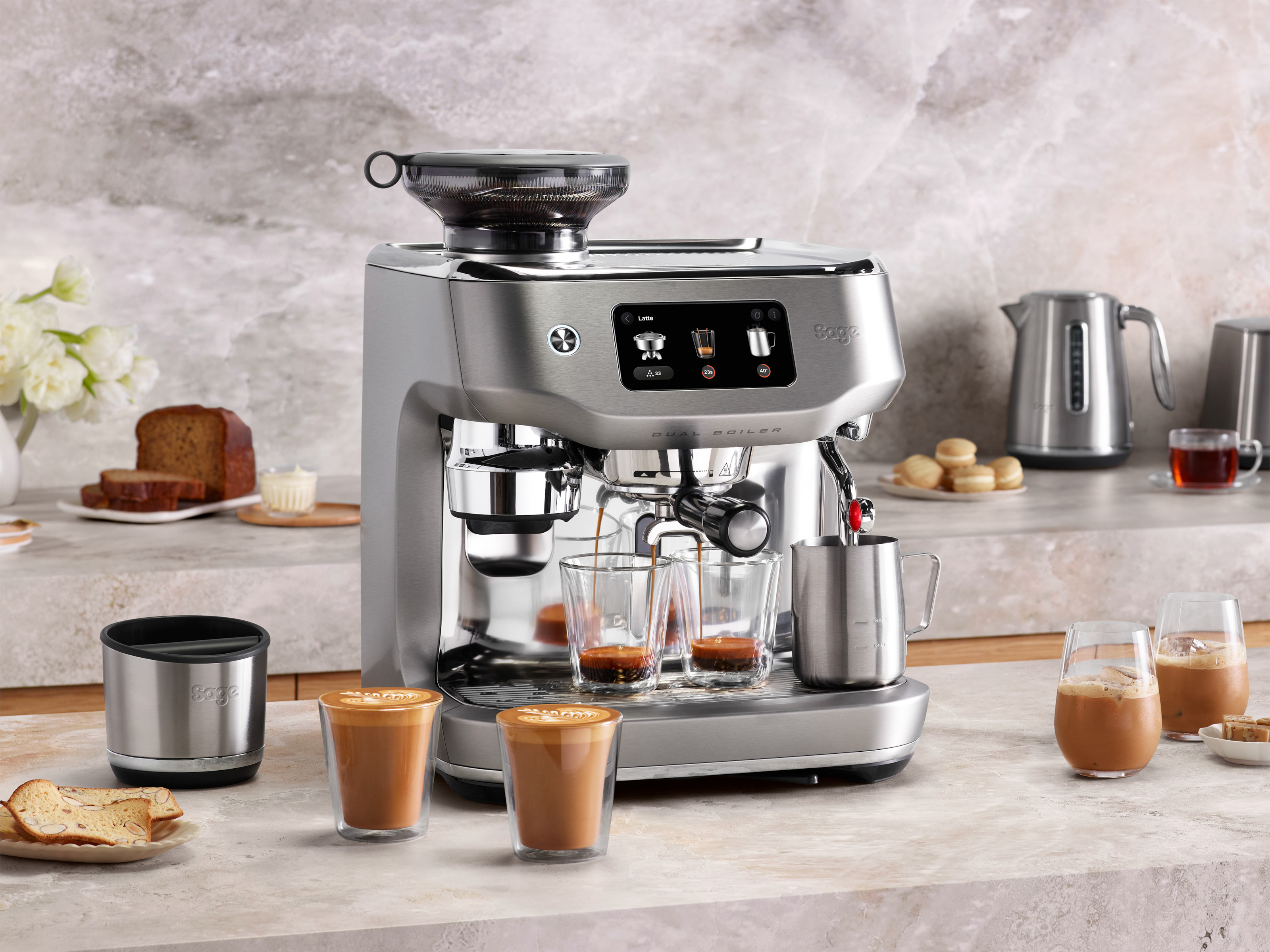 Sage Oracle Dual Boiler espresso machine