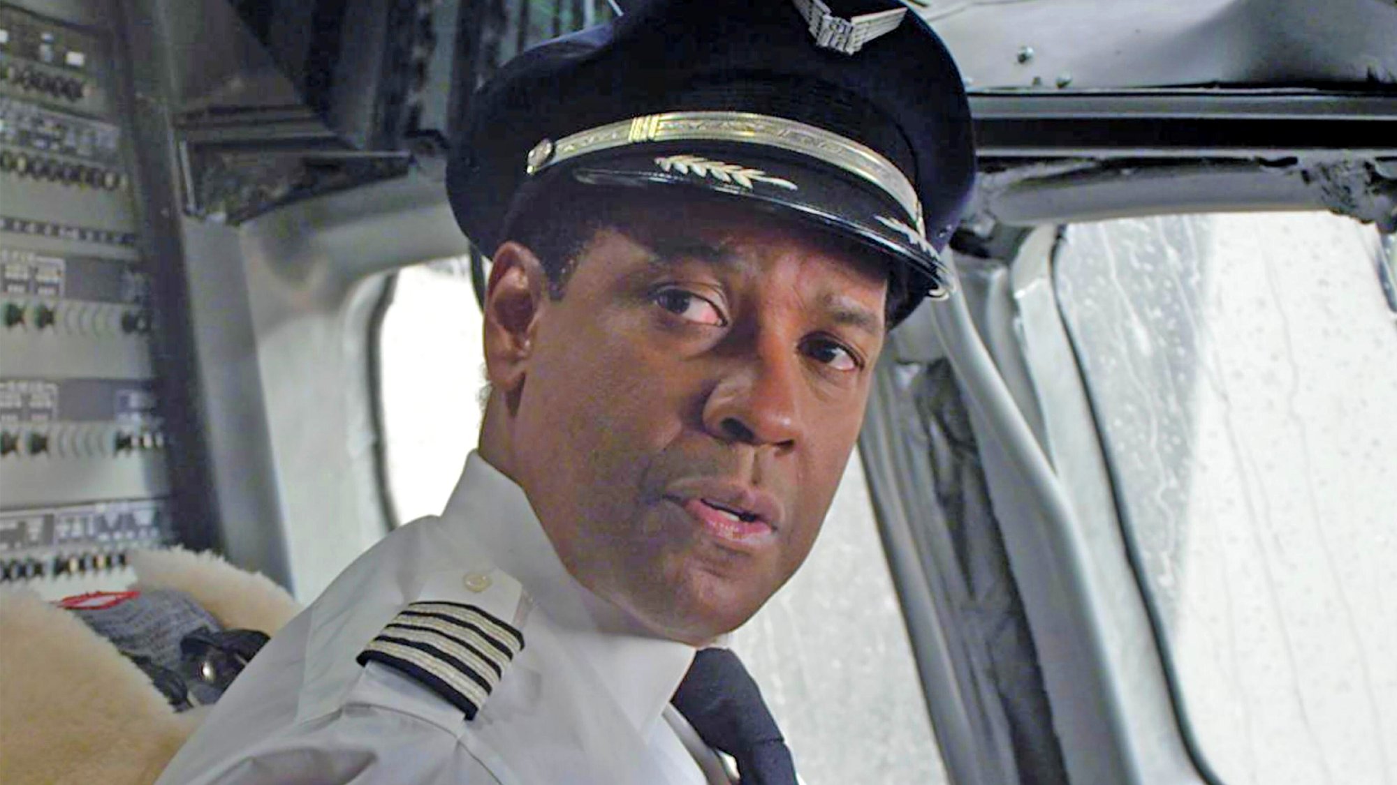 Denzel Washington im Flug (2012)