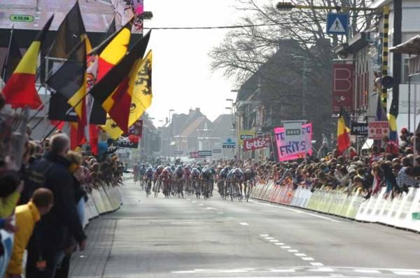 The sprint royale kicks off in Wevelgem.