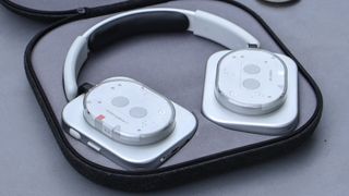 Nothing Headphone (1)