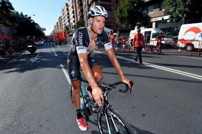 Niko Maes' (Omega Pharma-Quick Step) injury were easy to spot