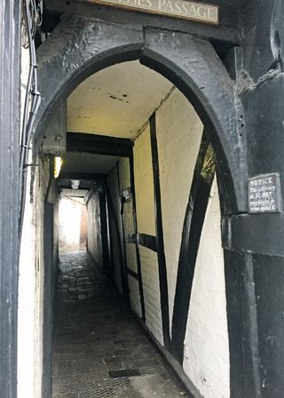 Passages gave access to the rear of medieval houses built on narrow plots