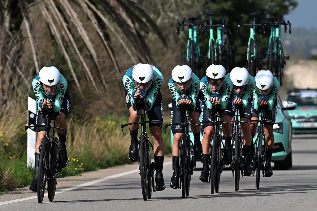 cyclingnews.com - Alasdair Fotheringham - Vuelta a Espa&ntilde;a organisers invite Kern Pharma and Burgos Burpellet BH as wildcard teams for 2026 race