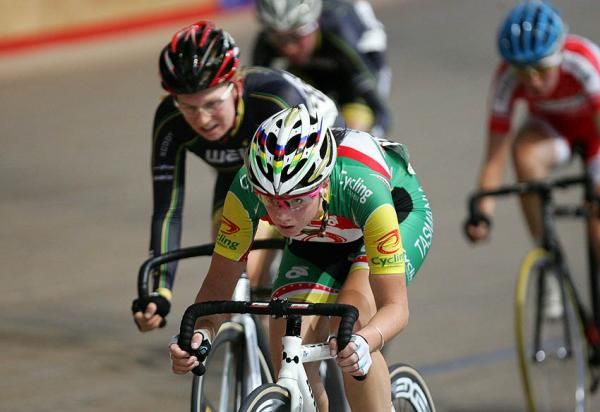 Amy Cure (TAS) on her way to victory in the under 19 women's points race