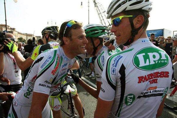 Alessandro Petacchi with his LPR Brakes-Farnese Vini teammates.