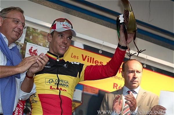 Philippe Gilbert's dream season continues with a victory in the Grand Prix de Wallonie.