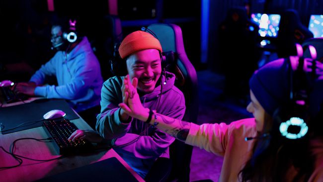 MULTIPLAYER GAME HACKING AND CHEATS visual data 5