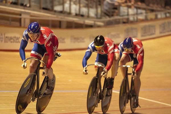 Jason Kenny, Matthew Crampton and Chris Hoy race to gold in the men's team sprint in Melbourne.