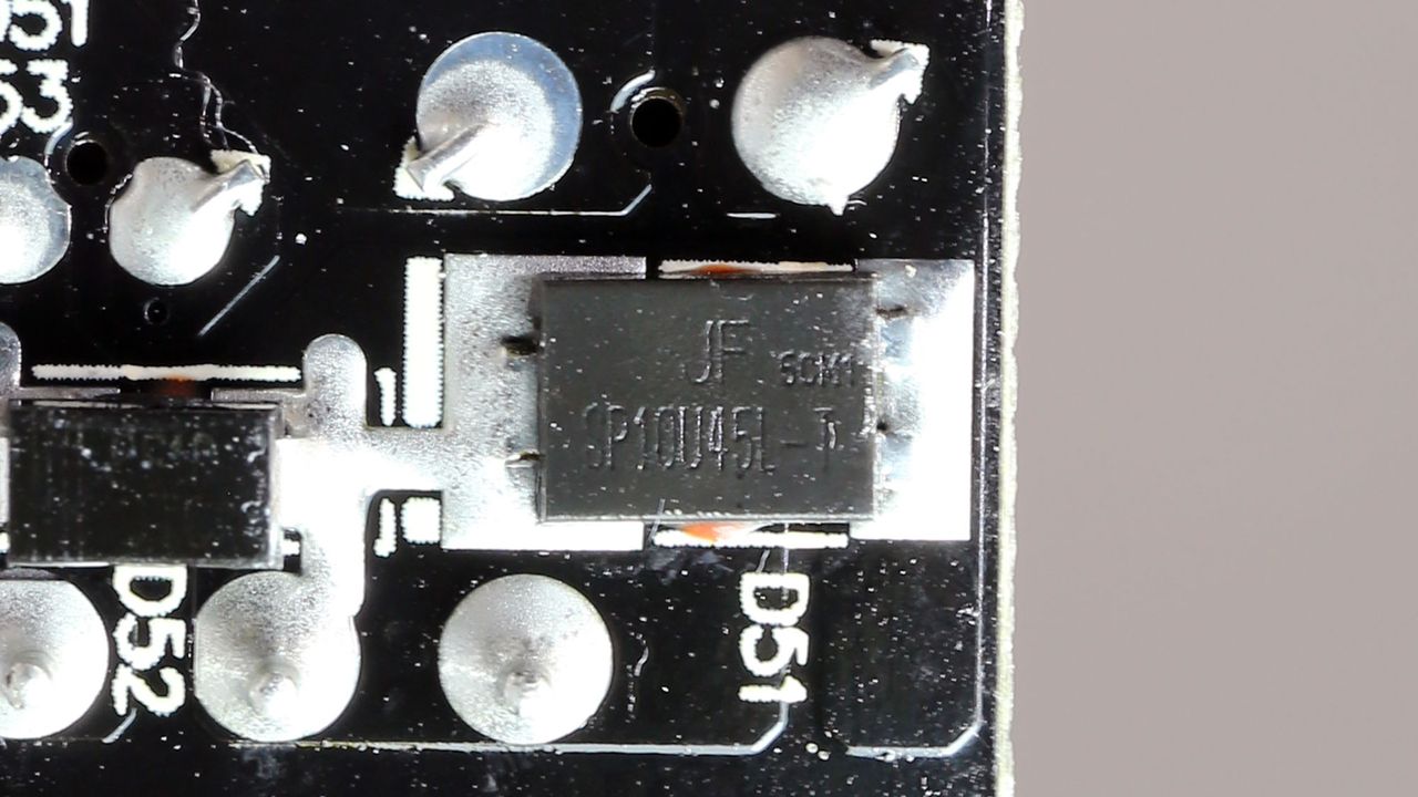 Gigabyte UD850GM