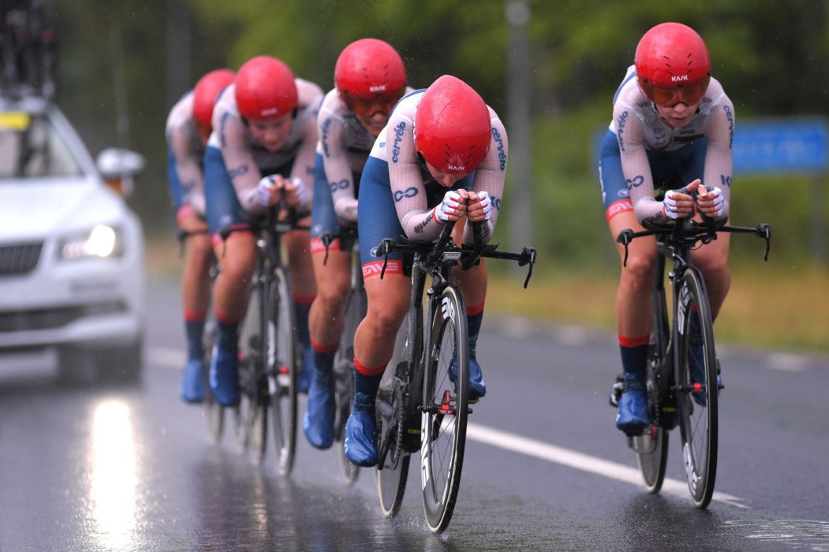 Cervelo Bigla fight to finish third