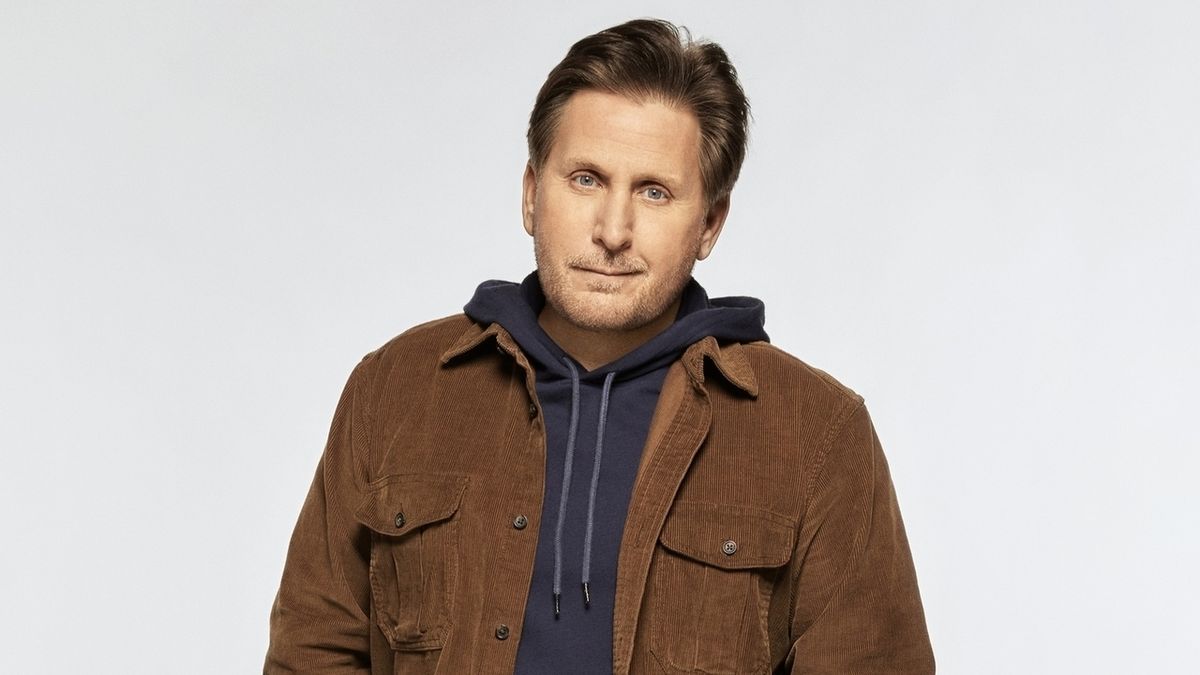 emilio estevez as gordon bombay for the mighty ducks game changers