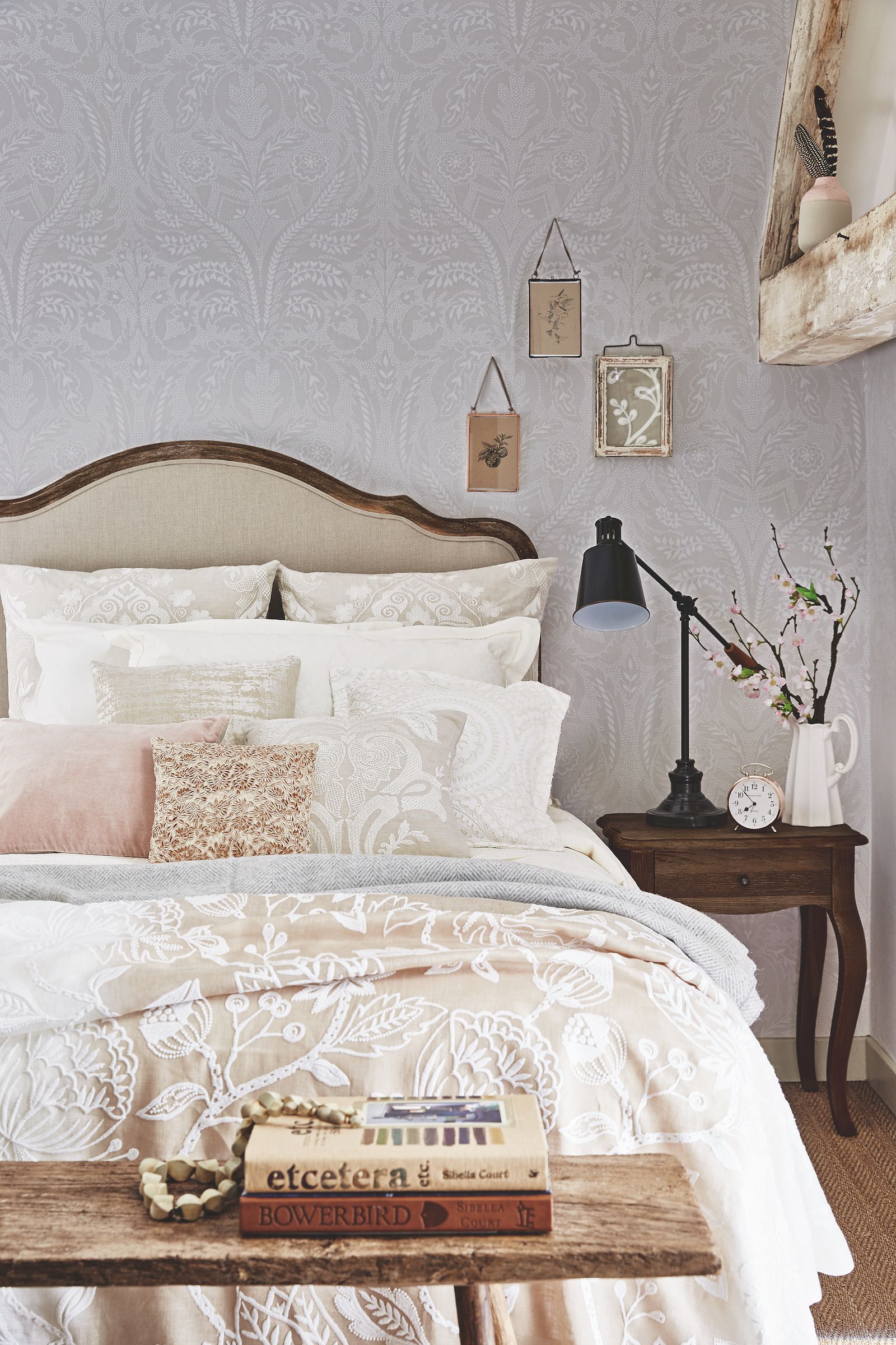 Farmhouse bedroom ideas: 26 rustic designs for your bedroom | Homes and ...