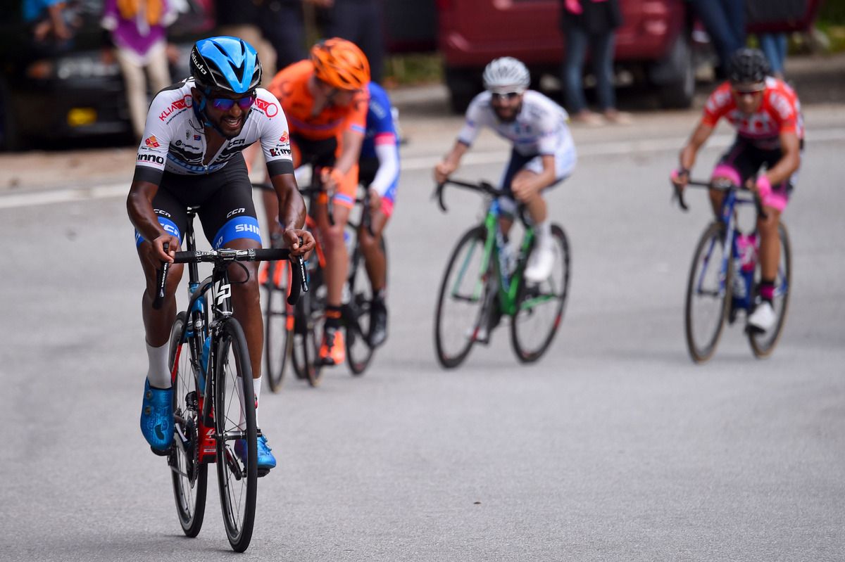 Metkel Eyob (Terengganu) attacks