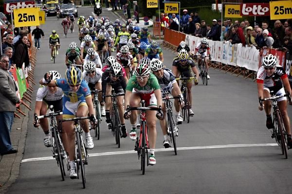 Emma Johansson (Hitek Products UCK) wins the sprint
