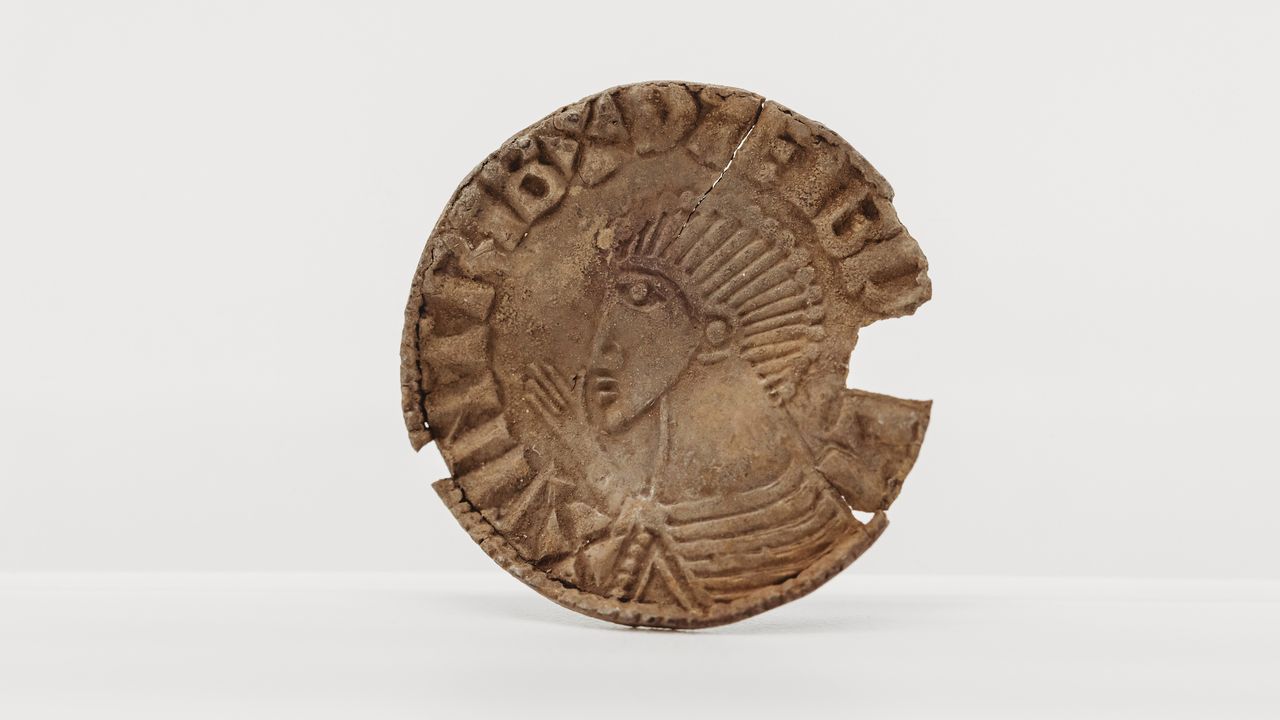 A coin with the profile of King Sihtric Silkbeard