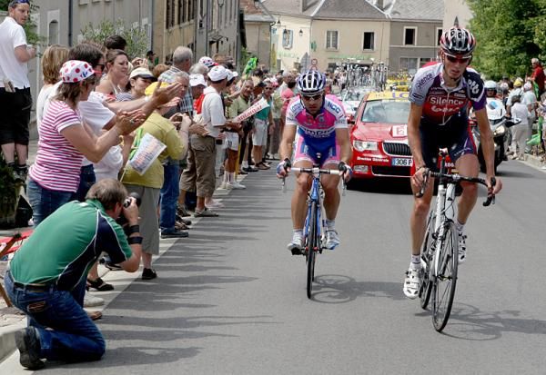 A two-man break containing Marcin Sapa (Lampre-NGC) and Johan Van Summeren (Silence-Lotto) was finally captured five kilometres from the finish.