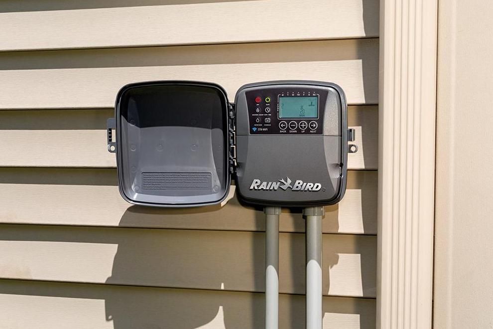 Best Smart Sprinkler Controllers 2023 iMore