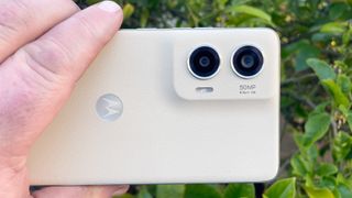 Moto G 5G stylus review cameras