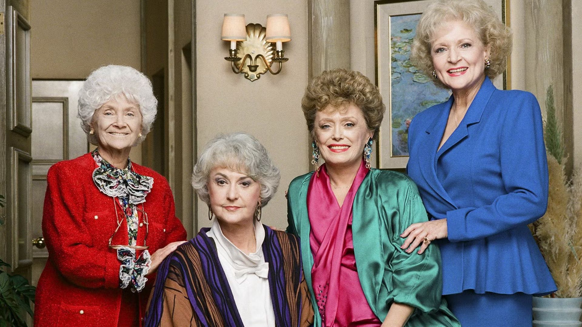 Estelle Getty, Bea Arthur, Rue McClanahan and Betty White all pose in the Golden Girls&#039; living room
