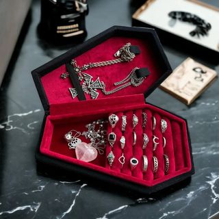 Coffin jewellery box