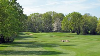 Hendon Golf Club - Hole 2