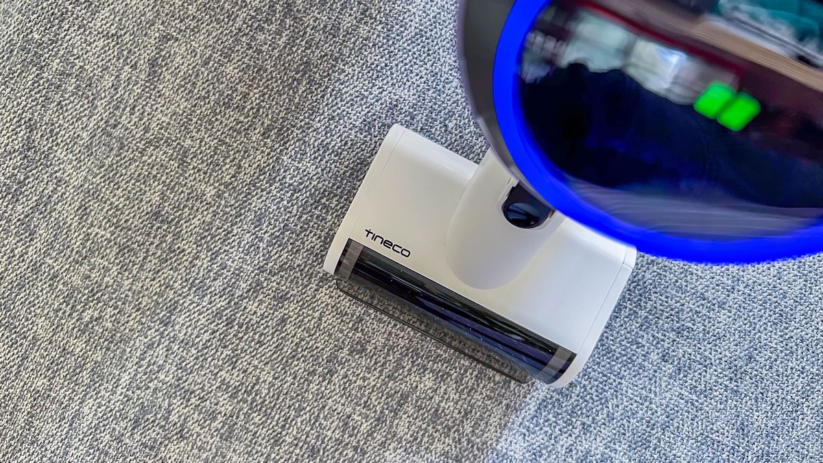 Tineco Pure One S11 in use by author