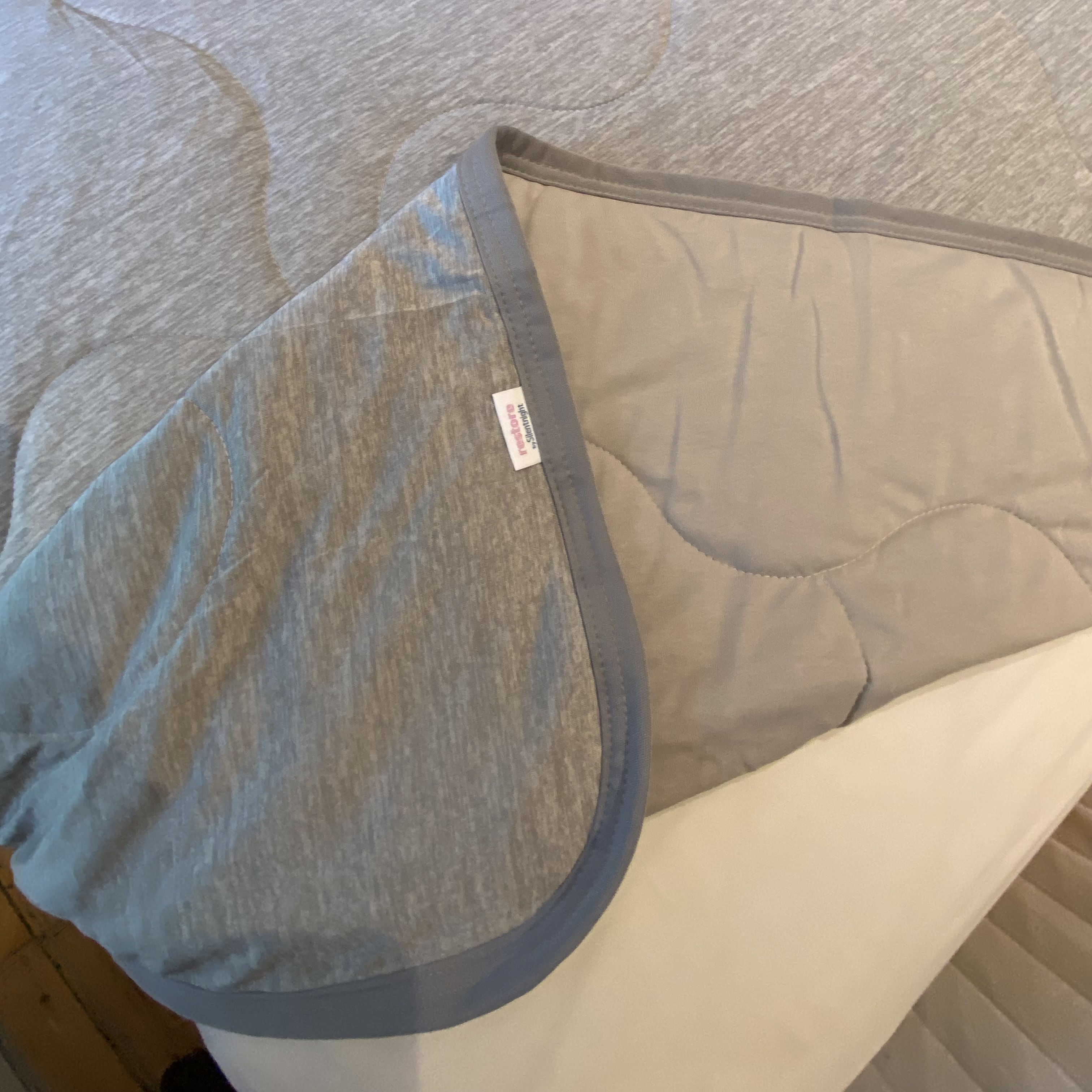 The Silentnight Restore Cooling Blanket on my bed