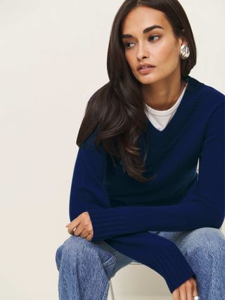 Dulce Cashmere V-Neck Sweater