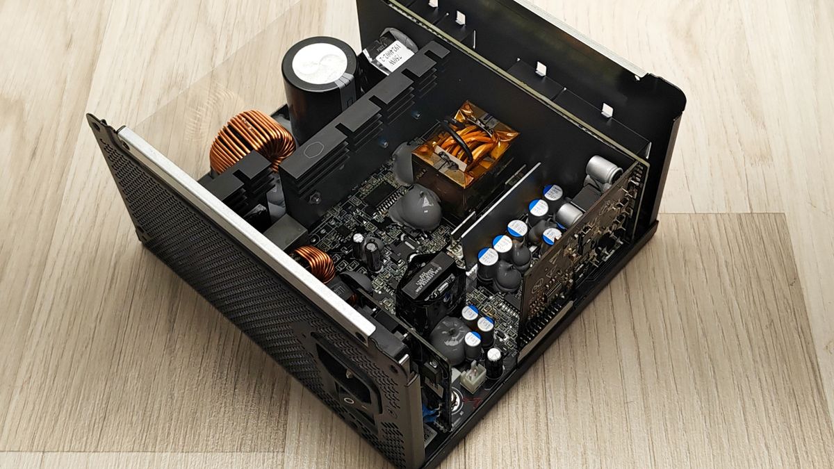 Cooler Master MWE Gold 750 V4