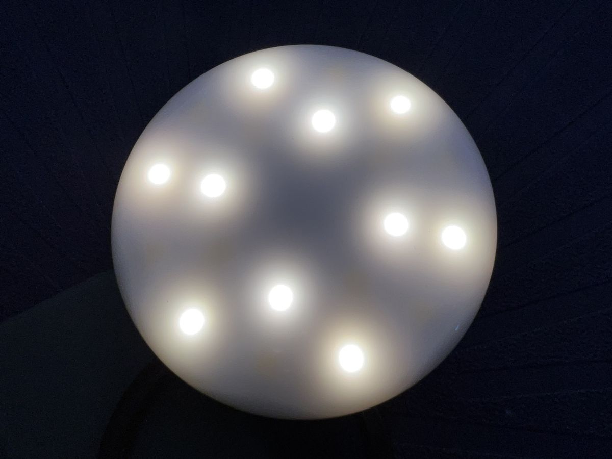 Sonix Maglink Pop Up Selfie Light Warm