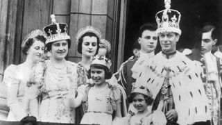The British Royal Family appearing on the Buckingham Palace balcony and greeting the crowd after the coronation of George VI. London, 12th May 1937