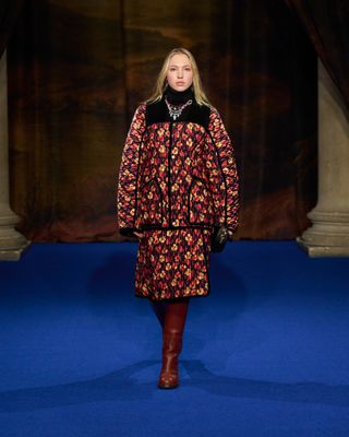 A model walks in the Burberry fall/winter 2025 runway show during London Fashion Week.