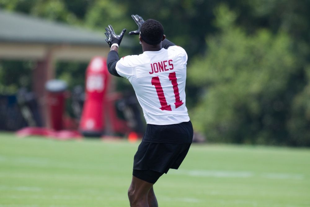 A football player&#039;s fingers may be predictive of his athletic ability. Here, Julio Jones during an Atlanta Falcon open practice in Georgia on June 14, 2017.