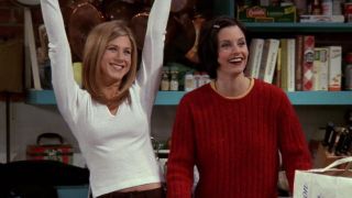 Jennifer Aniston and Courtney Cox as Rachel and Monica in Friends