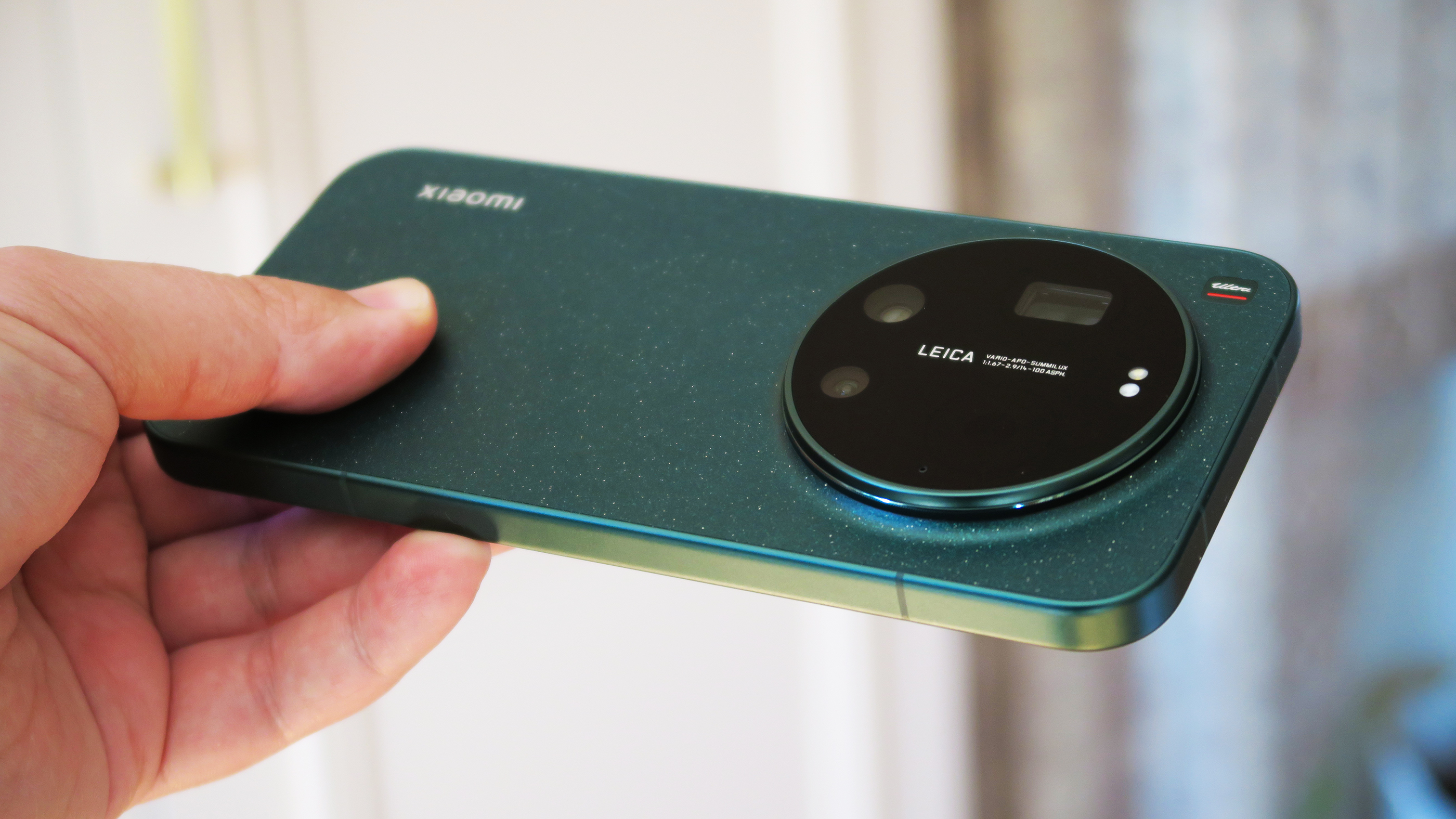 Xiaomi 17 Ultra review back angled handled