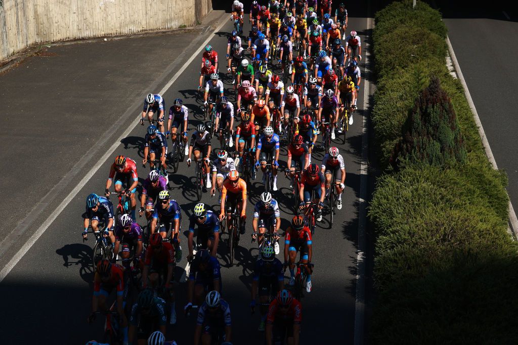 Race images from the 2023 ediition of Cl&aacute;sica san Sebasti&aacute;n